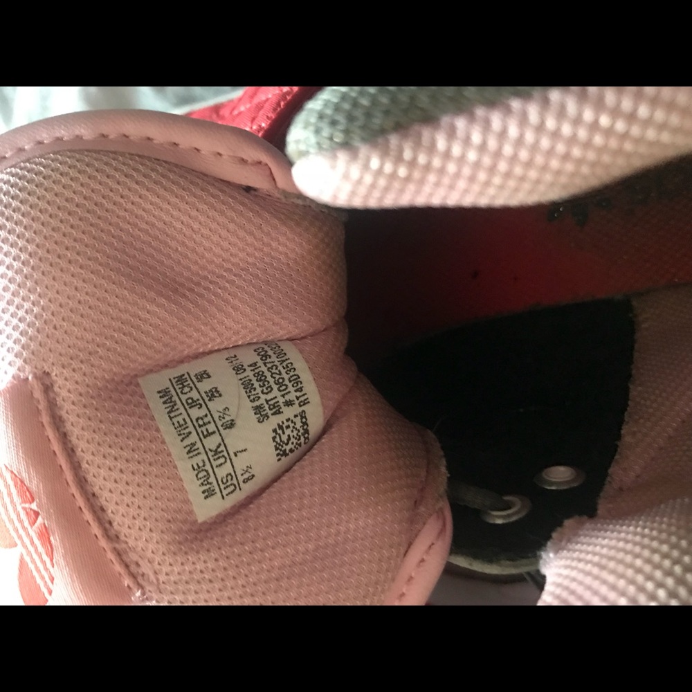 Adidas Roundhouse - Picture 4 of 4